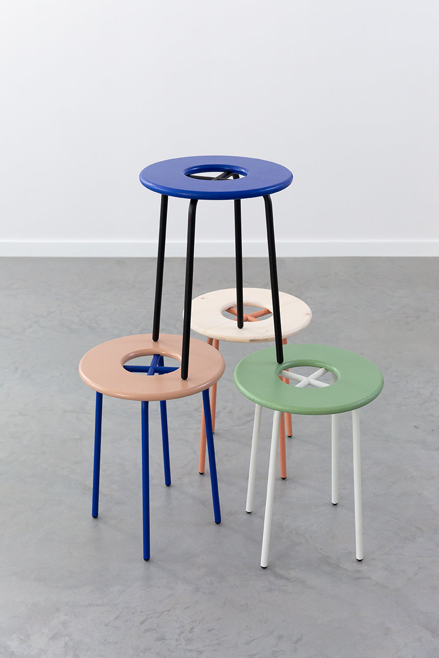 Donut stool