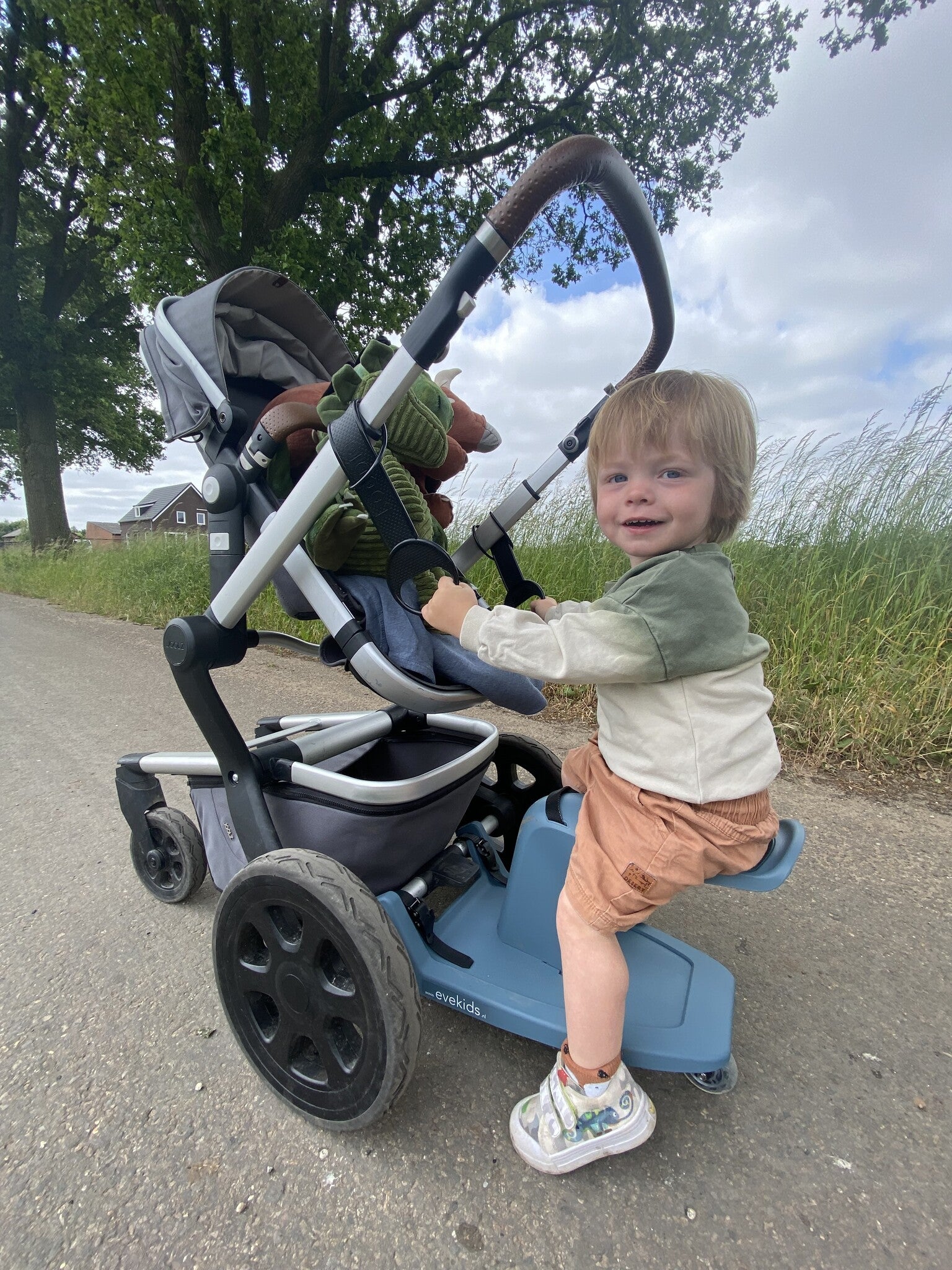 Kid-Sit Universeel Meerijdplankje met zitje Blueberry Blue