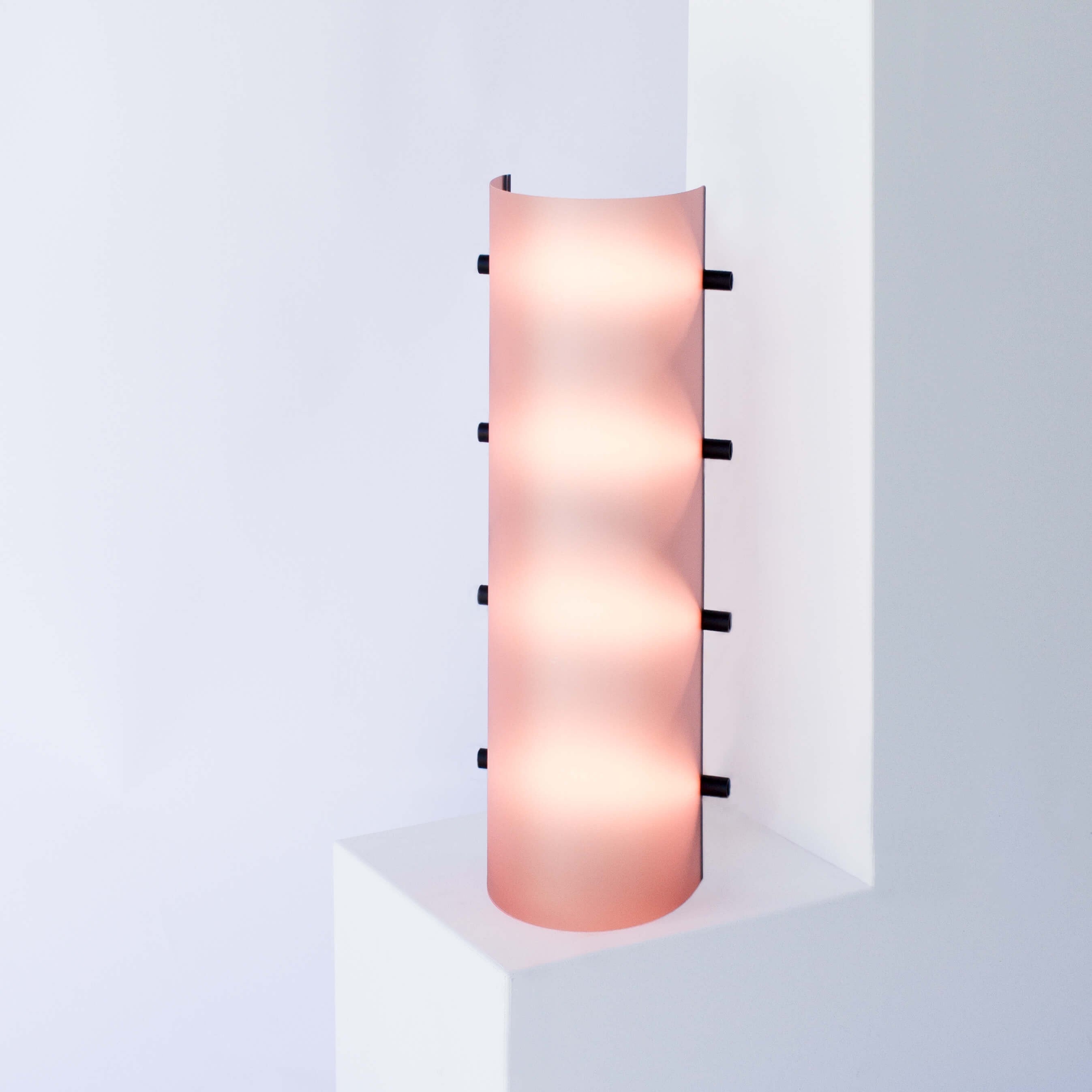 Connection Clamp Lamp 4 - Melon Pink