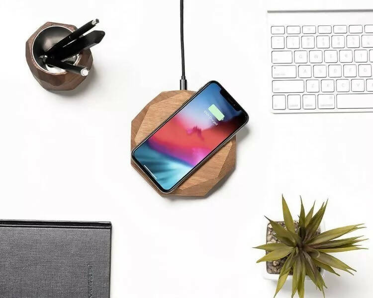 Geometric Charging Pad – Oak